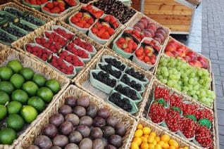 mercato della frutta e della verdura